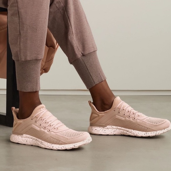 NWOT APL Techloom Tracer Sneakers in Rose Dust